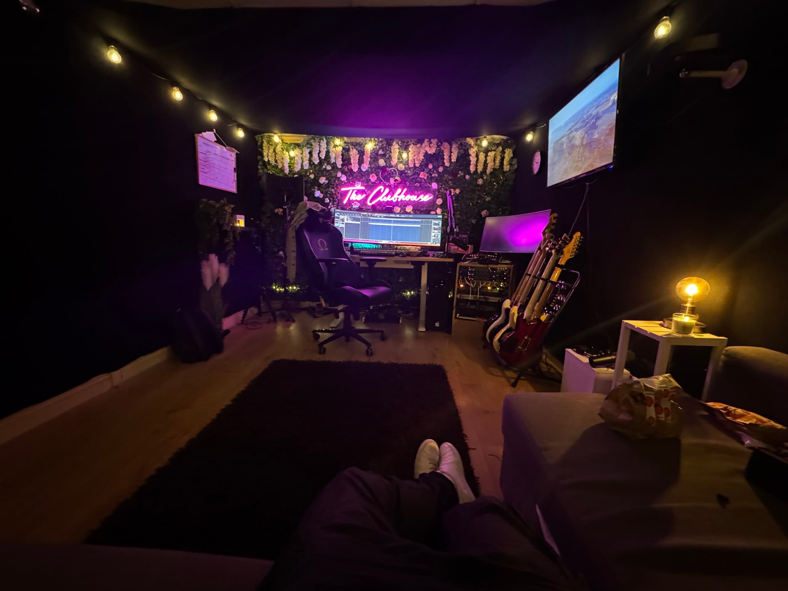 The Clubhouse Studio 6